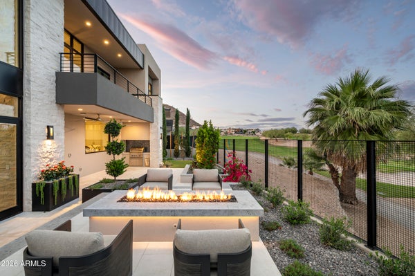 4859 N ASCENT DR, SCOTTSDALE, AZ 85251 - Image 653e32abd8e6a9c8463d711722e37009/752175331