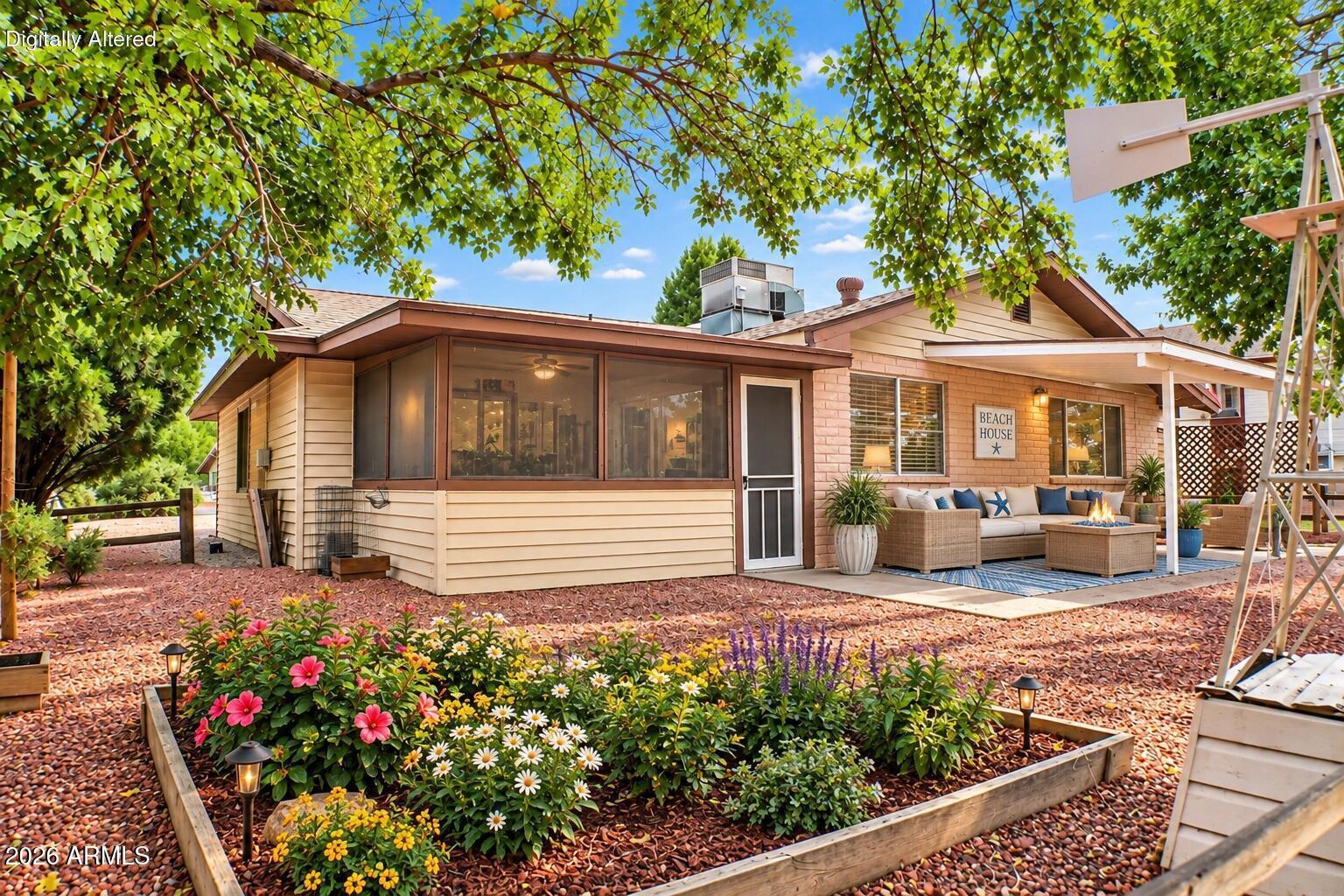 3555 E RIMROCK Drive