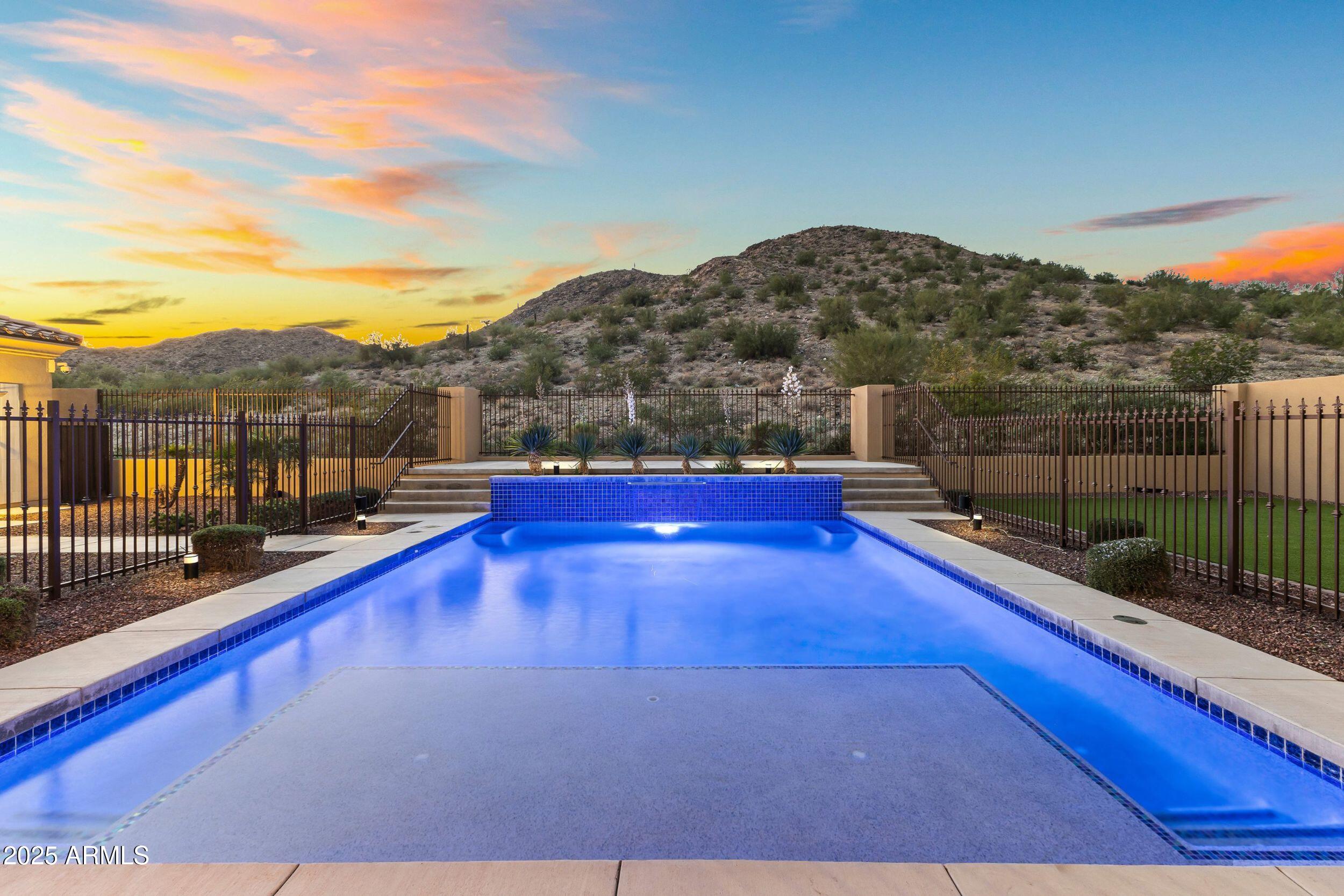 3446 N MOUNTAIN COVE Place