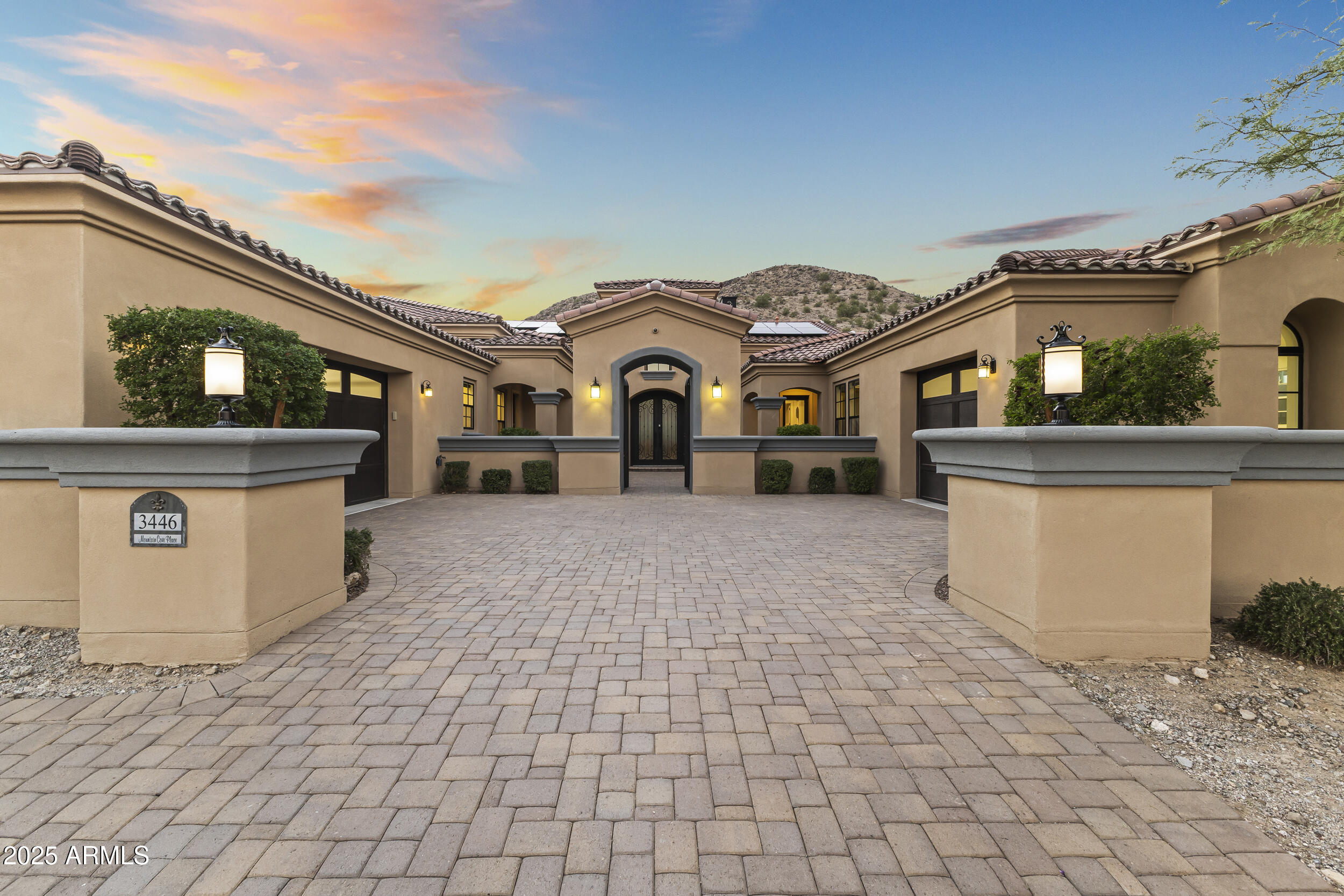 3446 N MOUNTAIN COVE Place