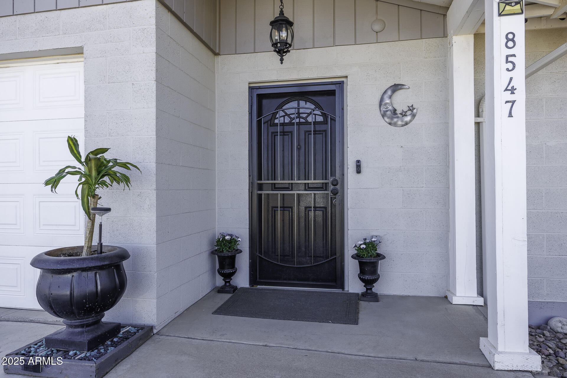8547 W MAGNUM Drive