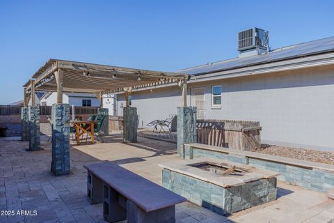 A home in Arizona City