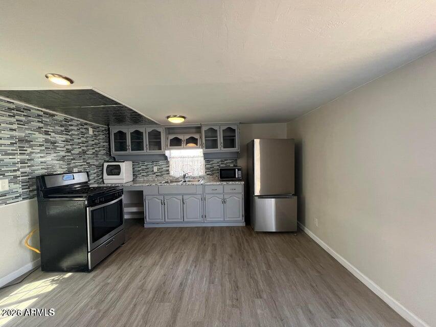 4923 E CAMINO PRINCIPAL --