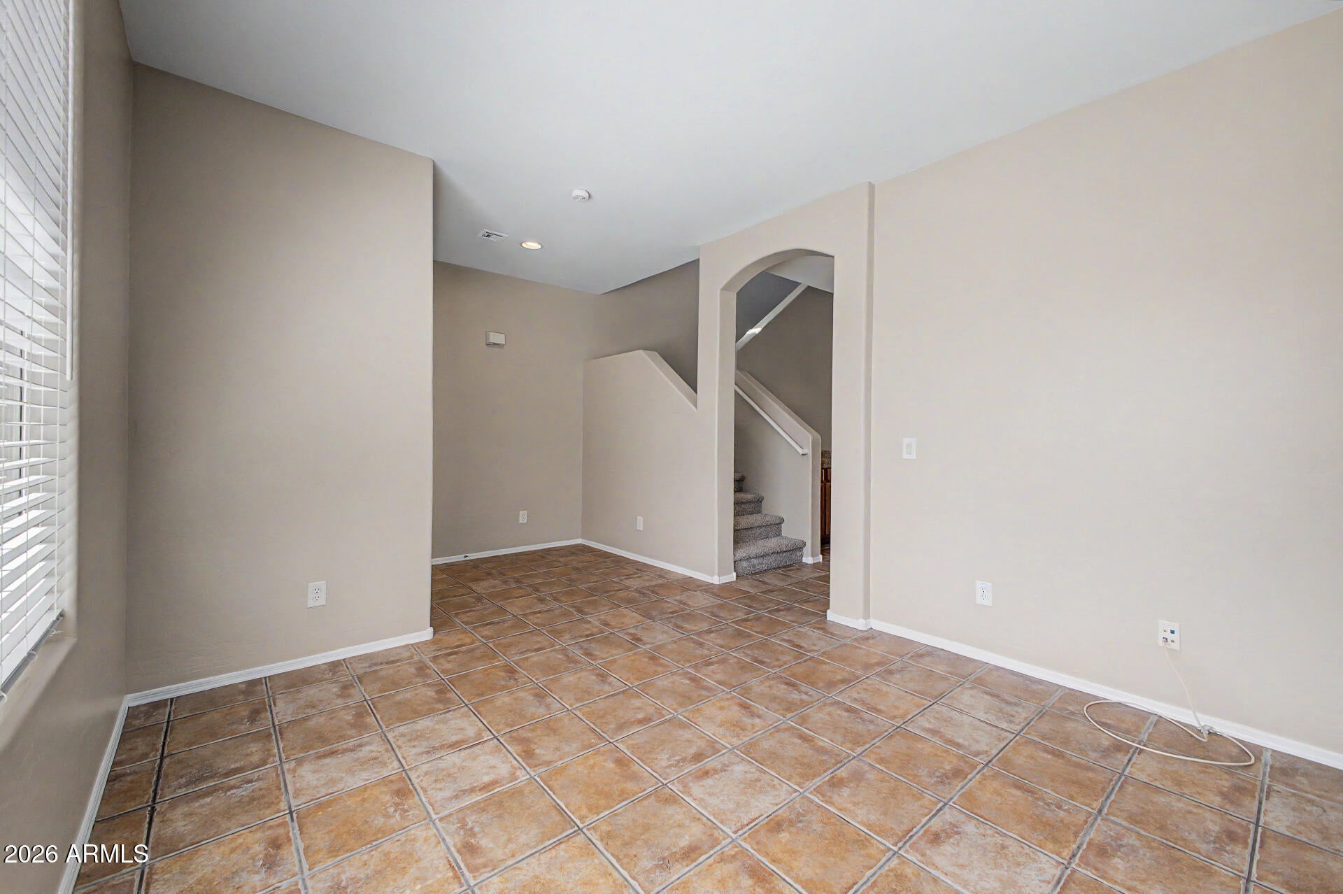 15348 W DREYFUS Street