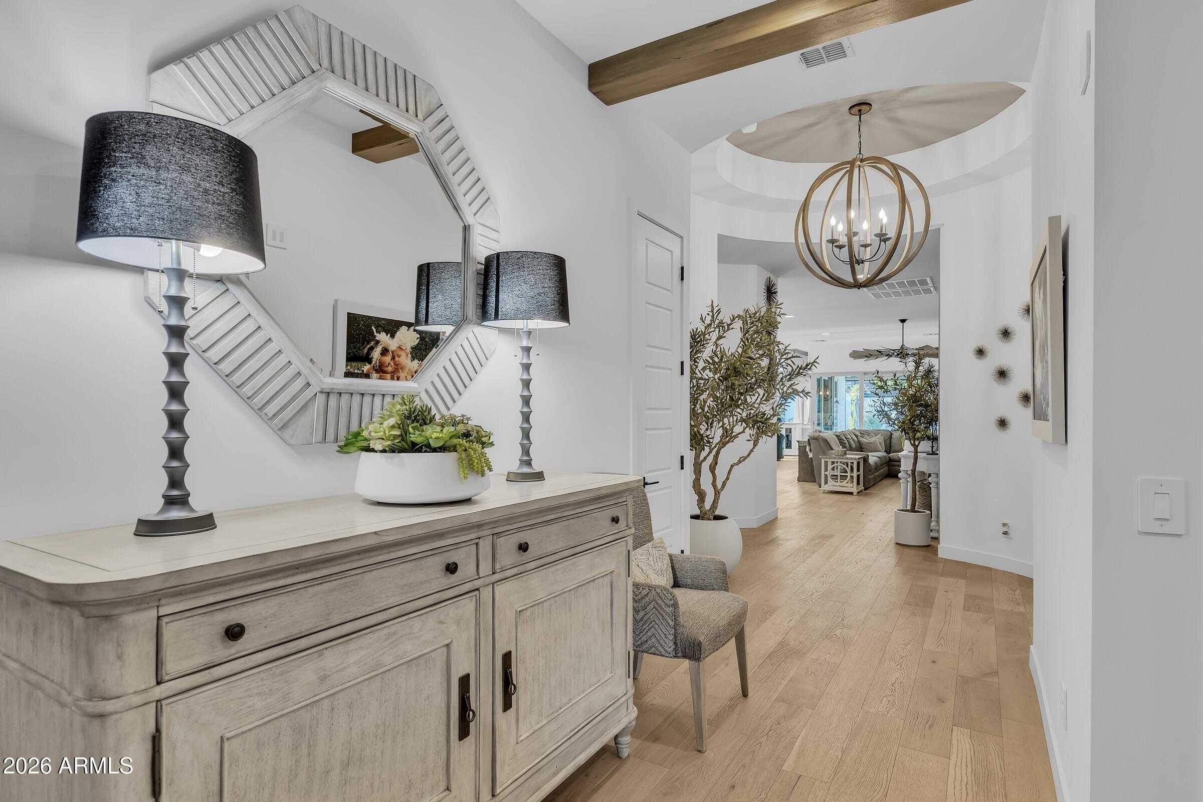 21448 W HILLCREST Boulevard