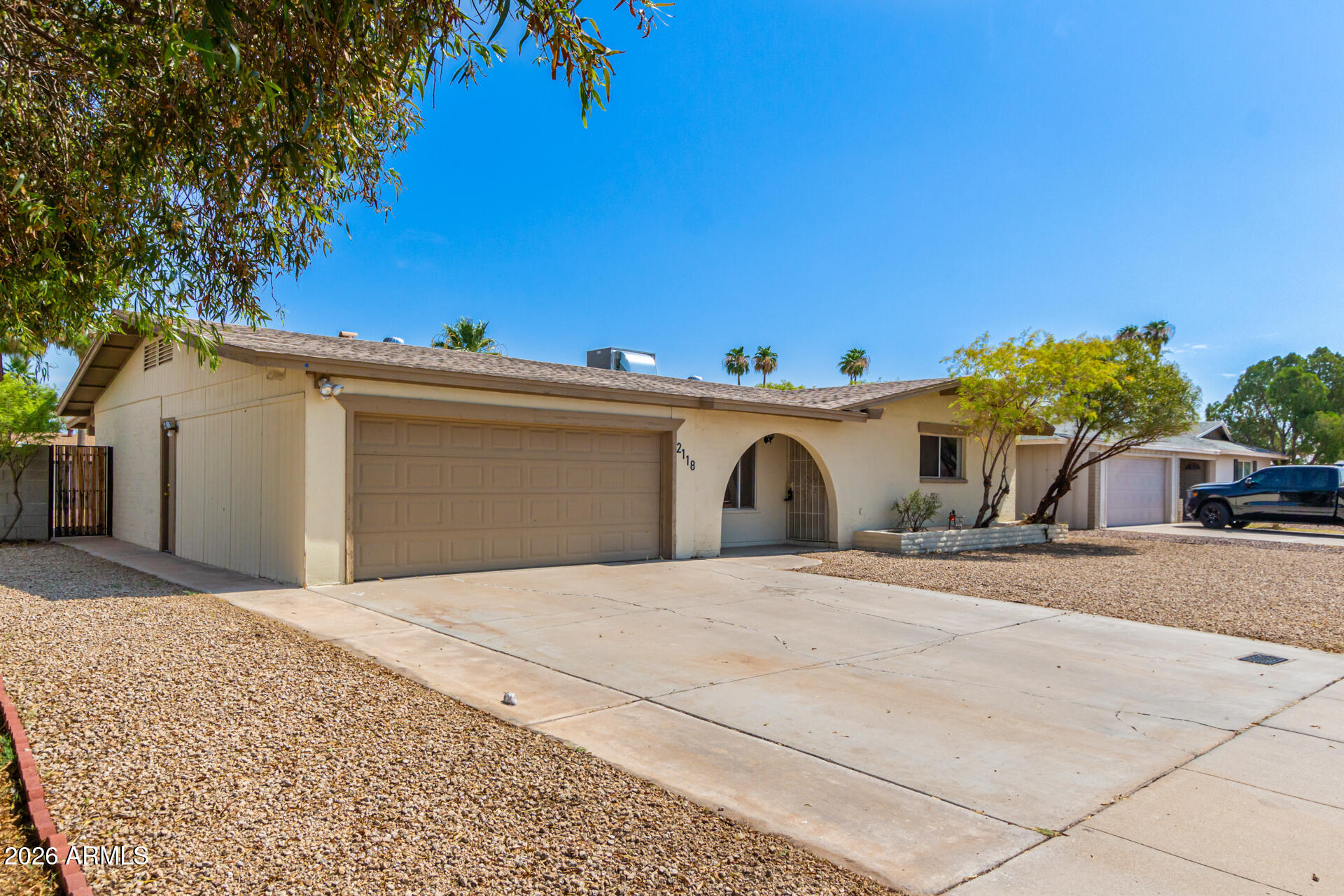 2118 E Carson Drive