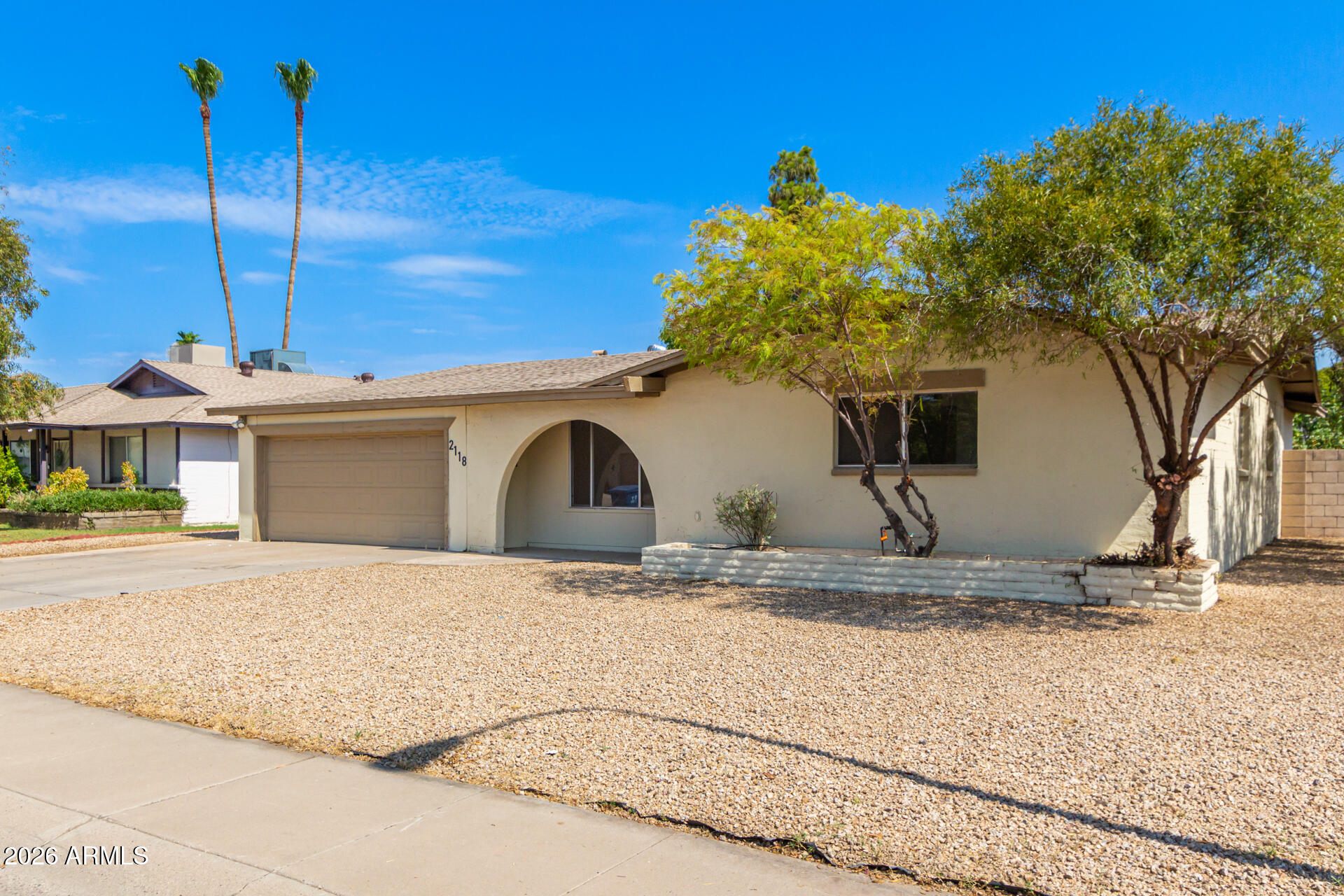 2118 E Carson Drive