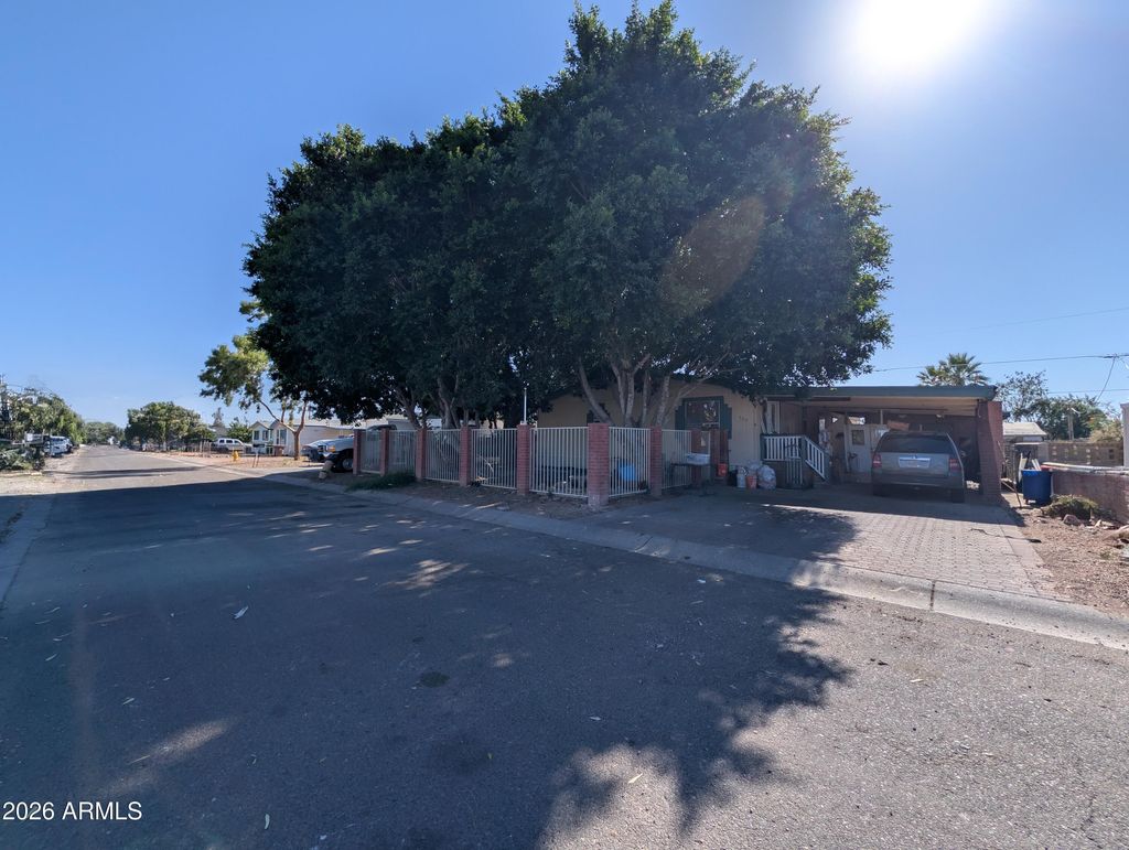 Photo of 520 S Crismon Road, Mesa, AZ 85208 (MLS # 7030122)