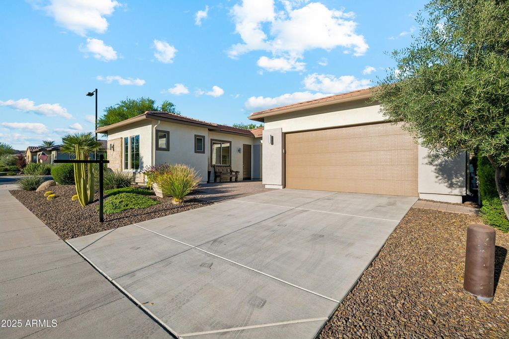 Photo of 30383 N 131st Drive, Peoria, AZ 85383 (MLS # 6931449)