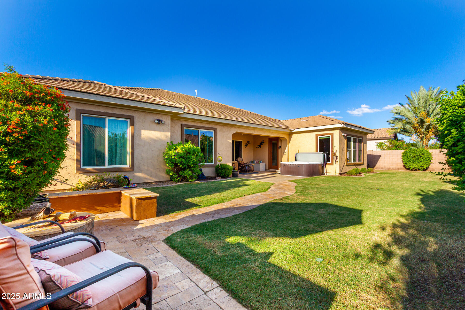 639 W COCONINO Place
