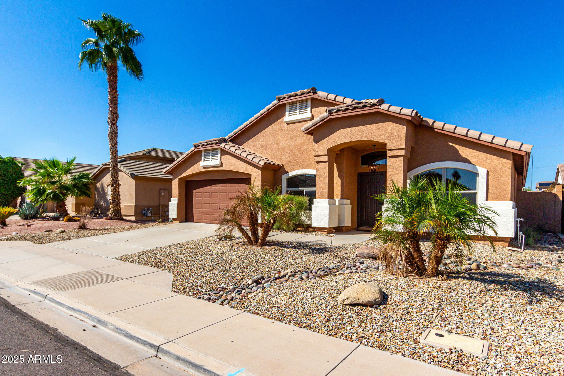 11430 E PRAIRIE Avenue