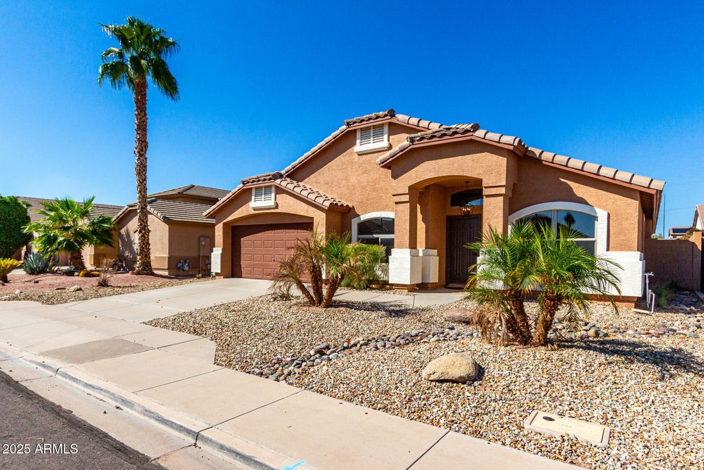 Photo of 11430 E Prairie Avenue, Mesa, AZ 85212 (MLS # 6926478)