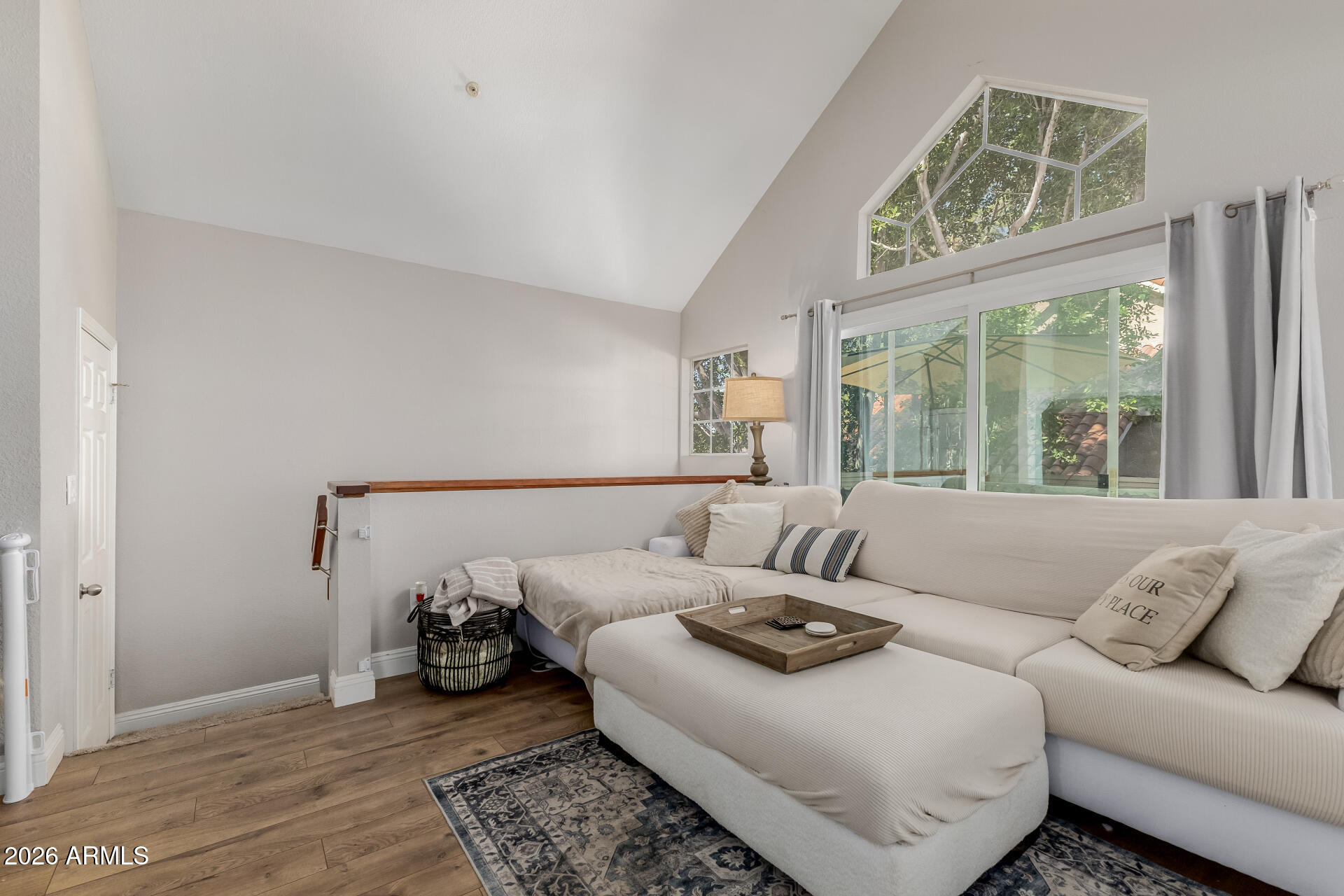 1633 E LAKESIDE Drive 27