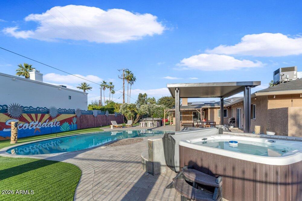PARADISE MEADOWS - Residential