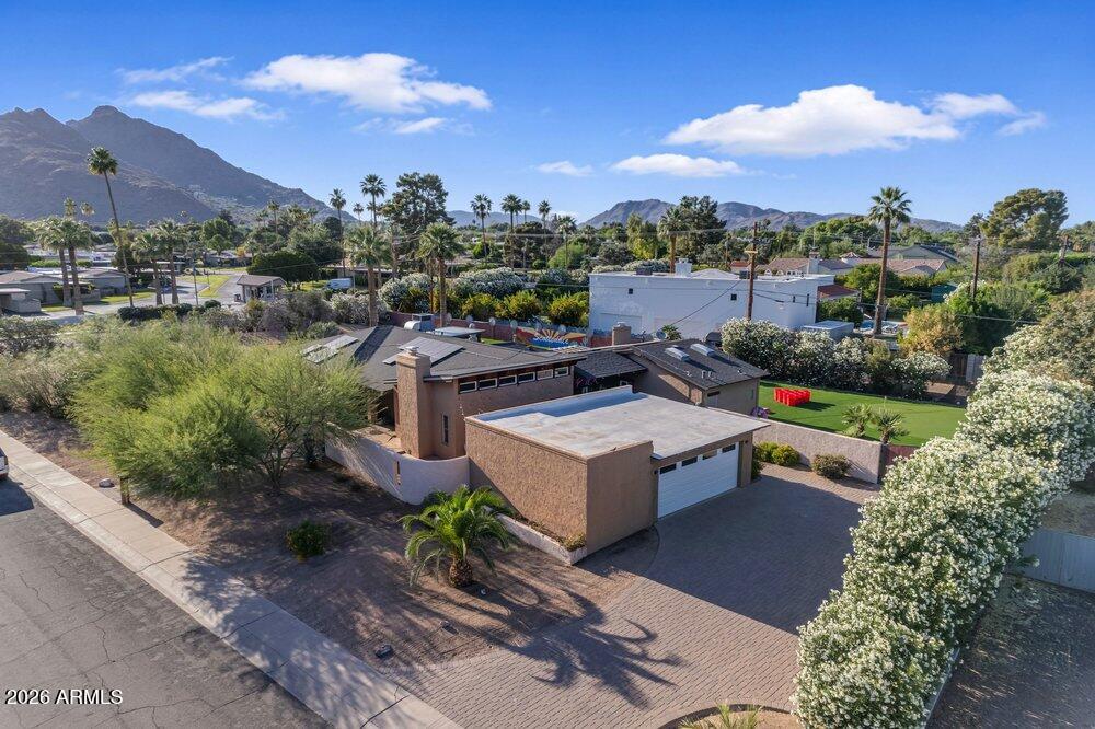 PARADISE MEADOWS - Residential