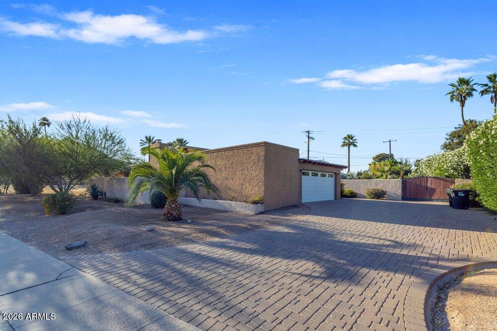 PARADISE MEADOWS - Residential
