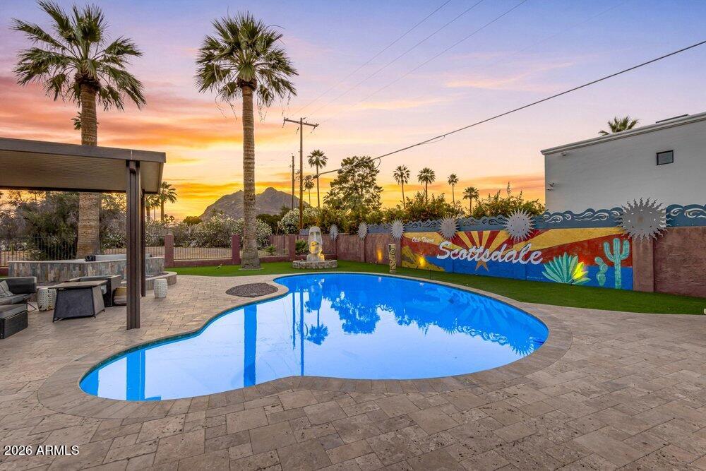 PARADISE MEADOWS - Residential