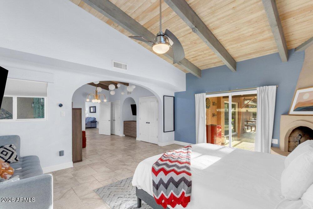 PARADISE MEADOWS - Residential