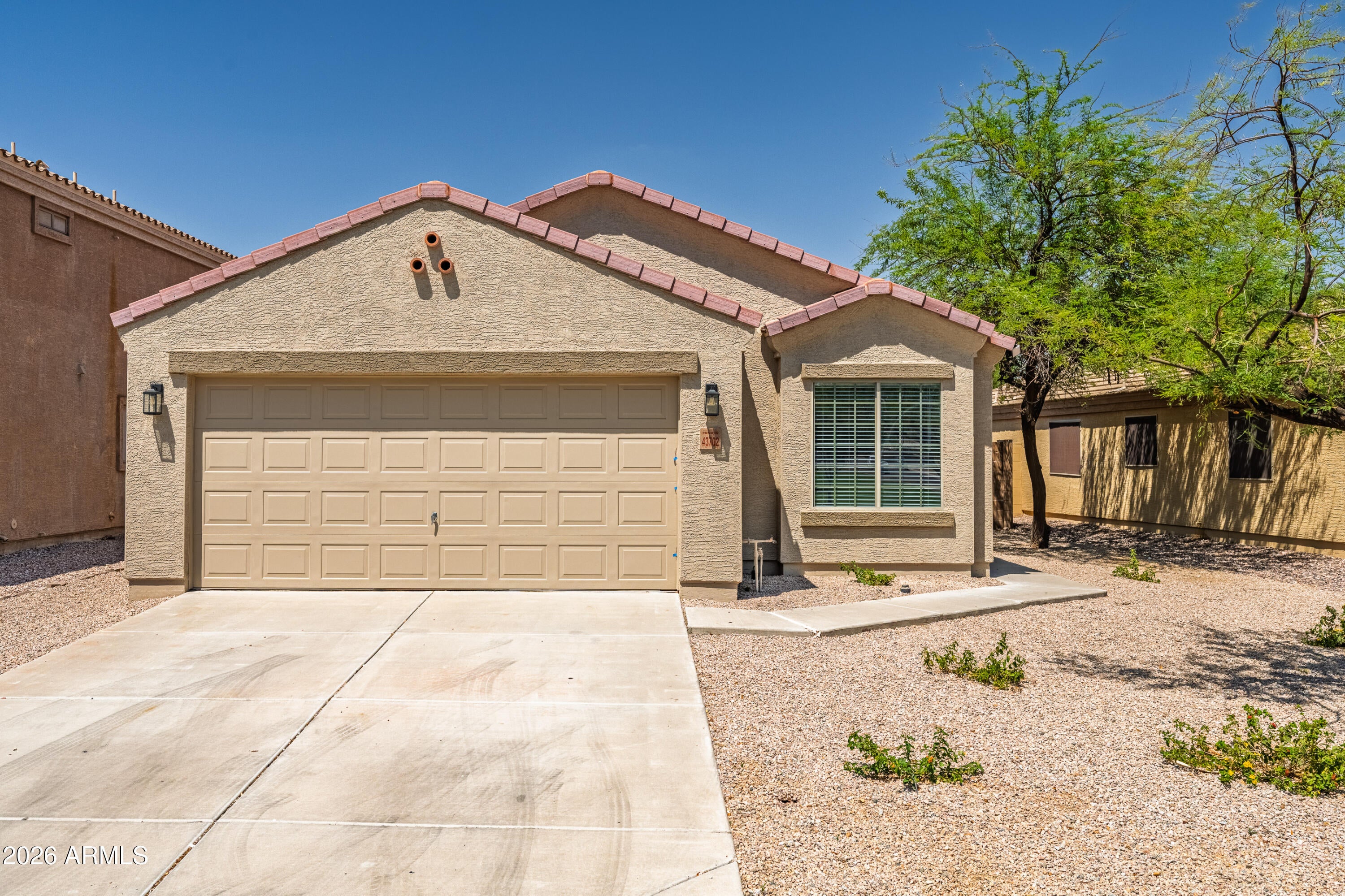 43702 W MAGNOLIA Road