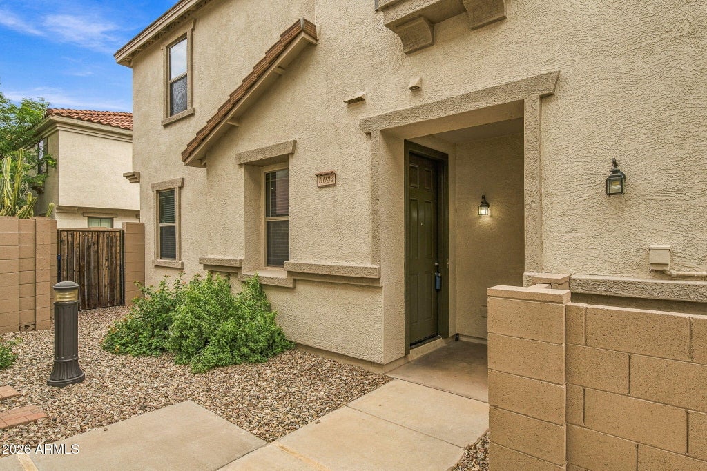 Photo of 3034 E Donner Drive, Phoenix, AZ 85042 (MLS # 7092751)