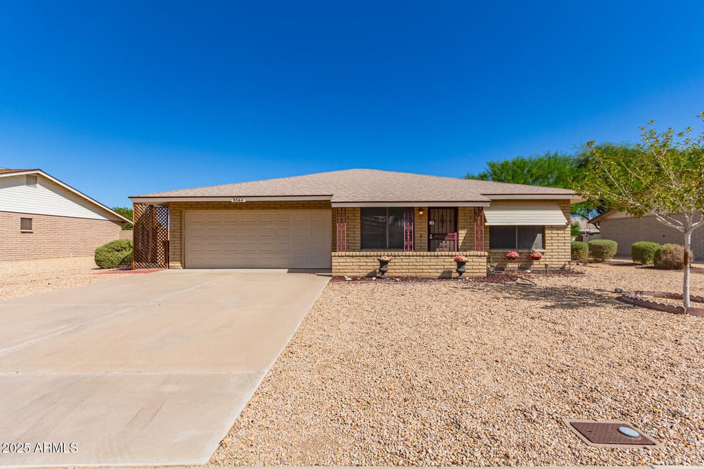 Photo of 9564 W Purdue Avenue, Peoria, AZ 85345 (MLS # 6919261)