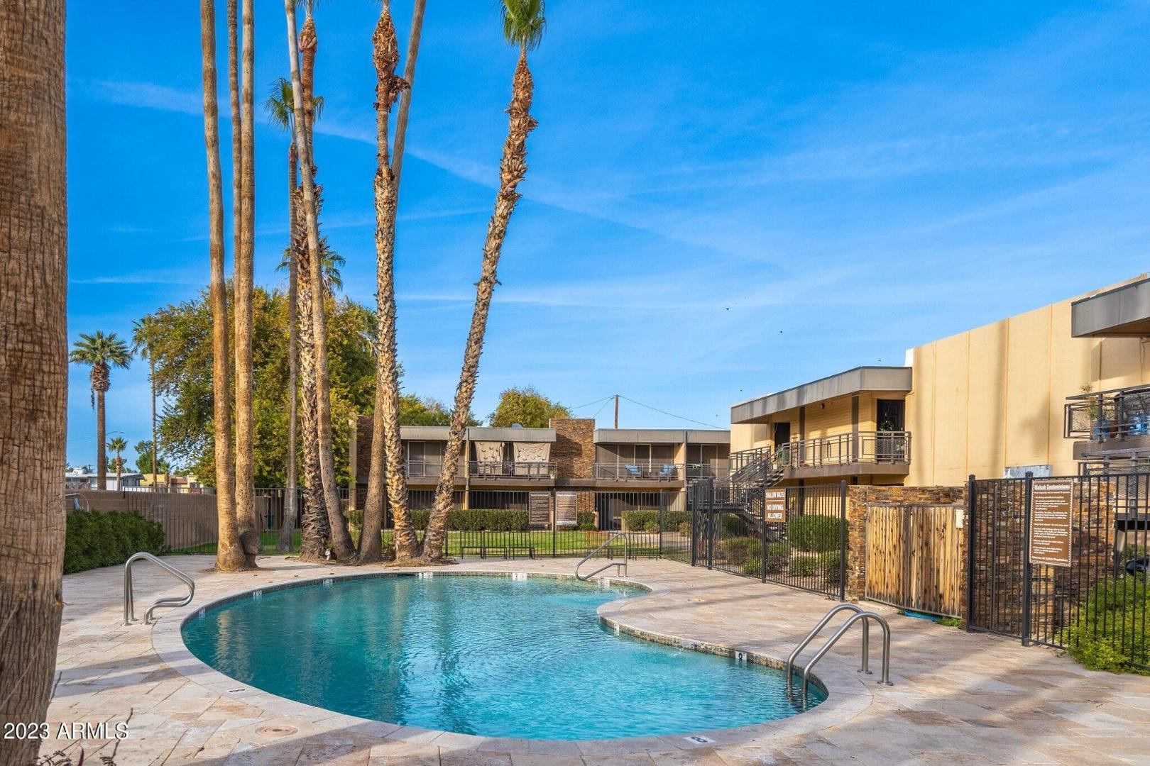 6501 N 17th Avenue Apt 101