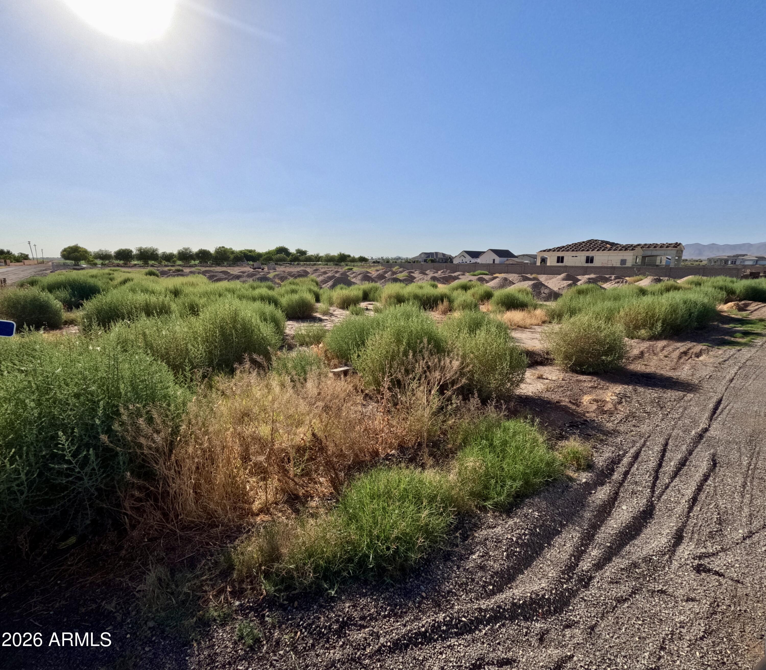 23004 W EUCLID Avenue -