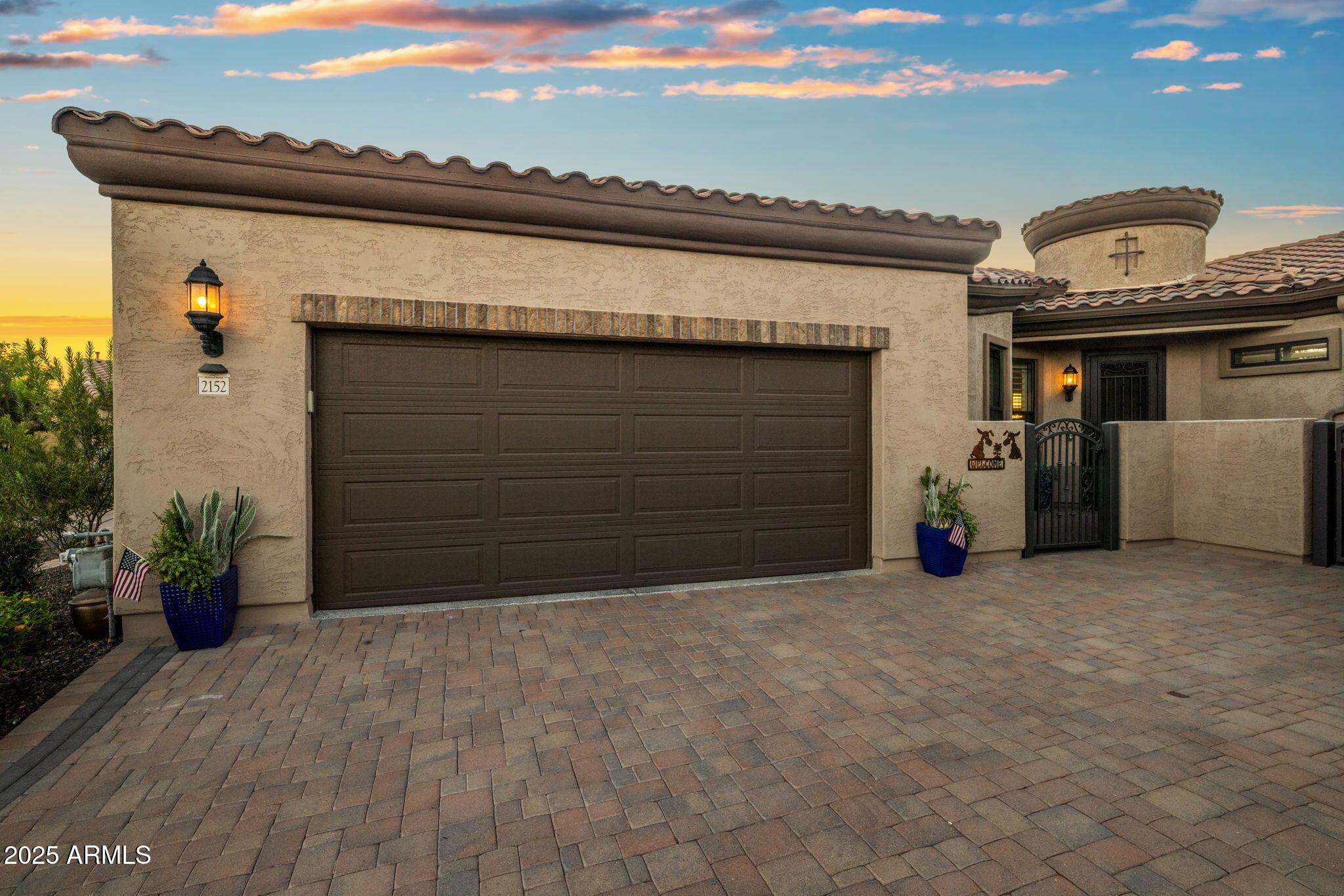 2152 N 88TH Street
