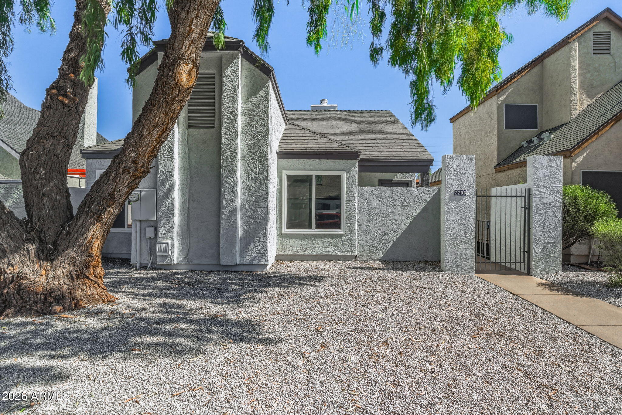 2206 W BEAUBIEN Drive