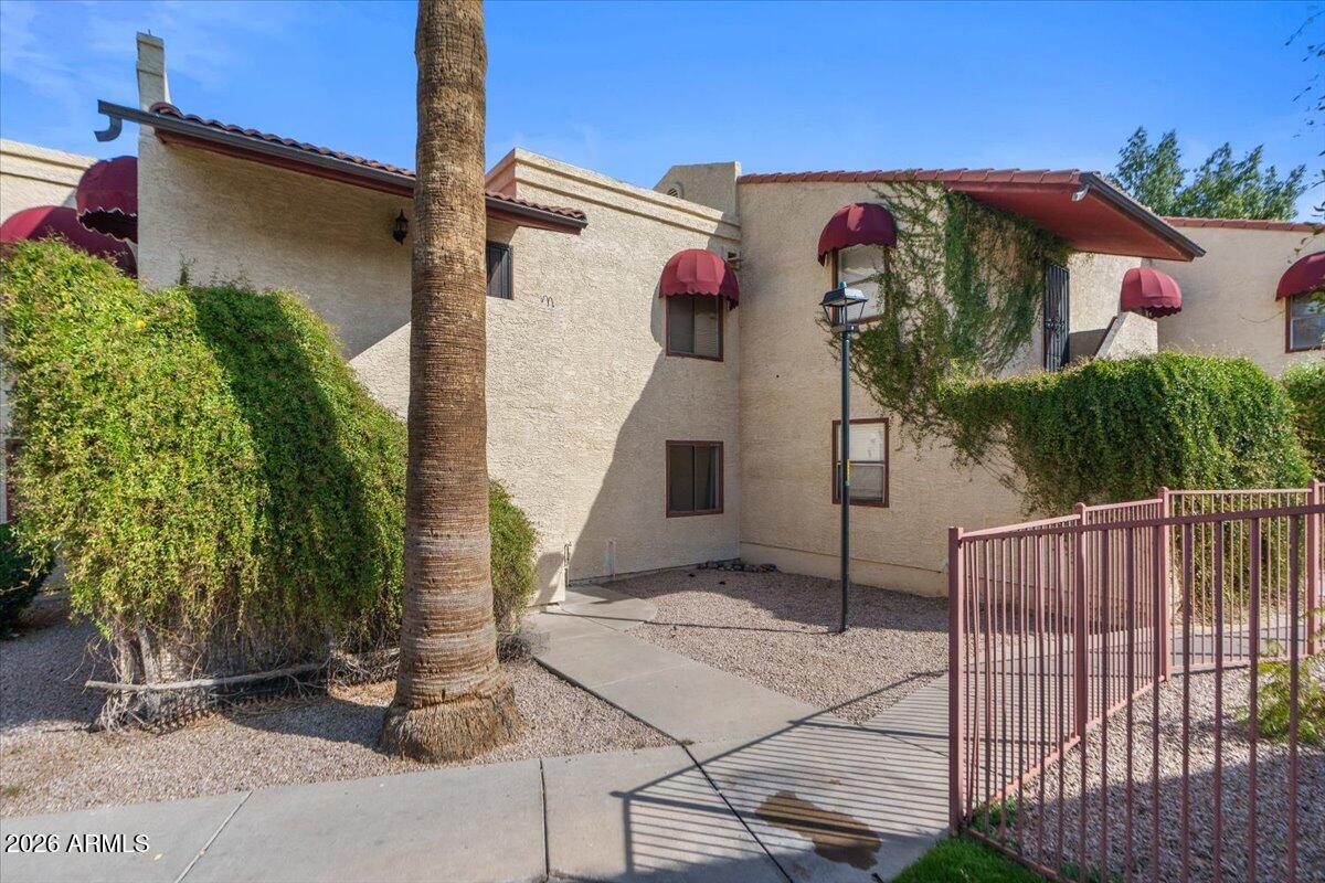 2515 N 52ND Street 104
