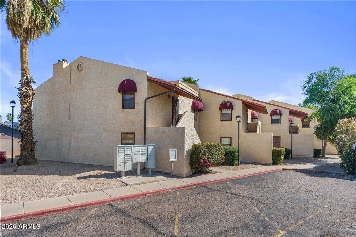 2515 N 52ND Street 104