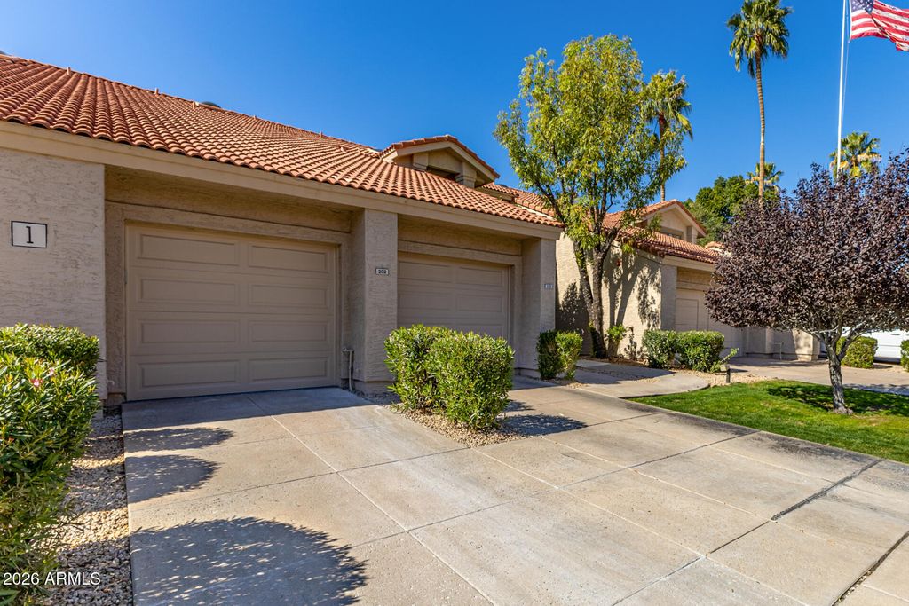 Photo of 11515 N 91st Street #202, Scottsdale, AZ 85260 (MLS # 6989947)