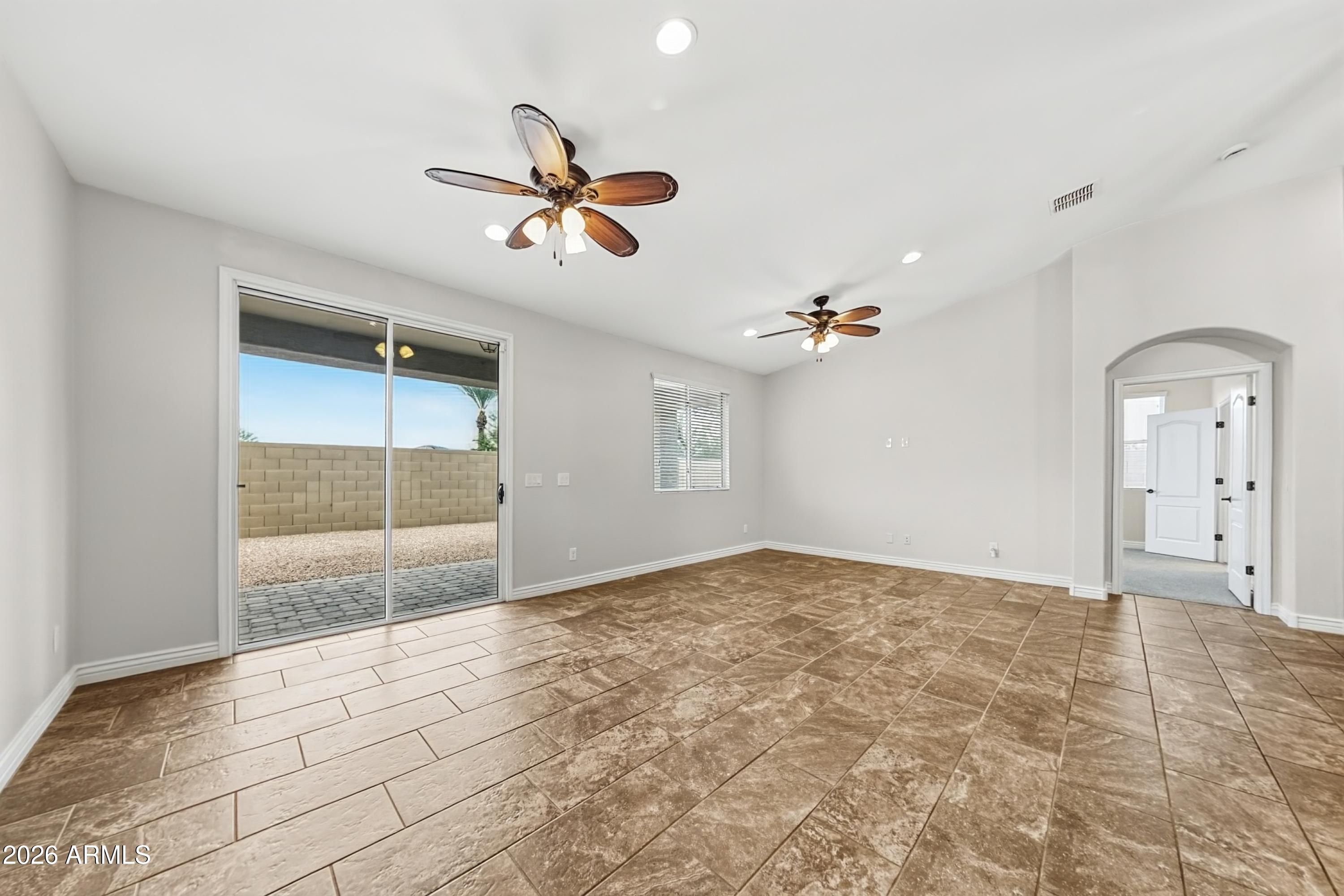 808 E GARY Lane
