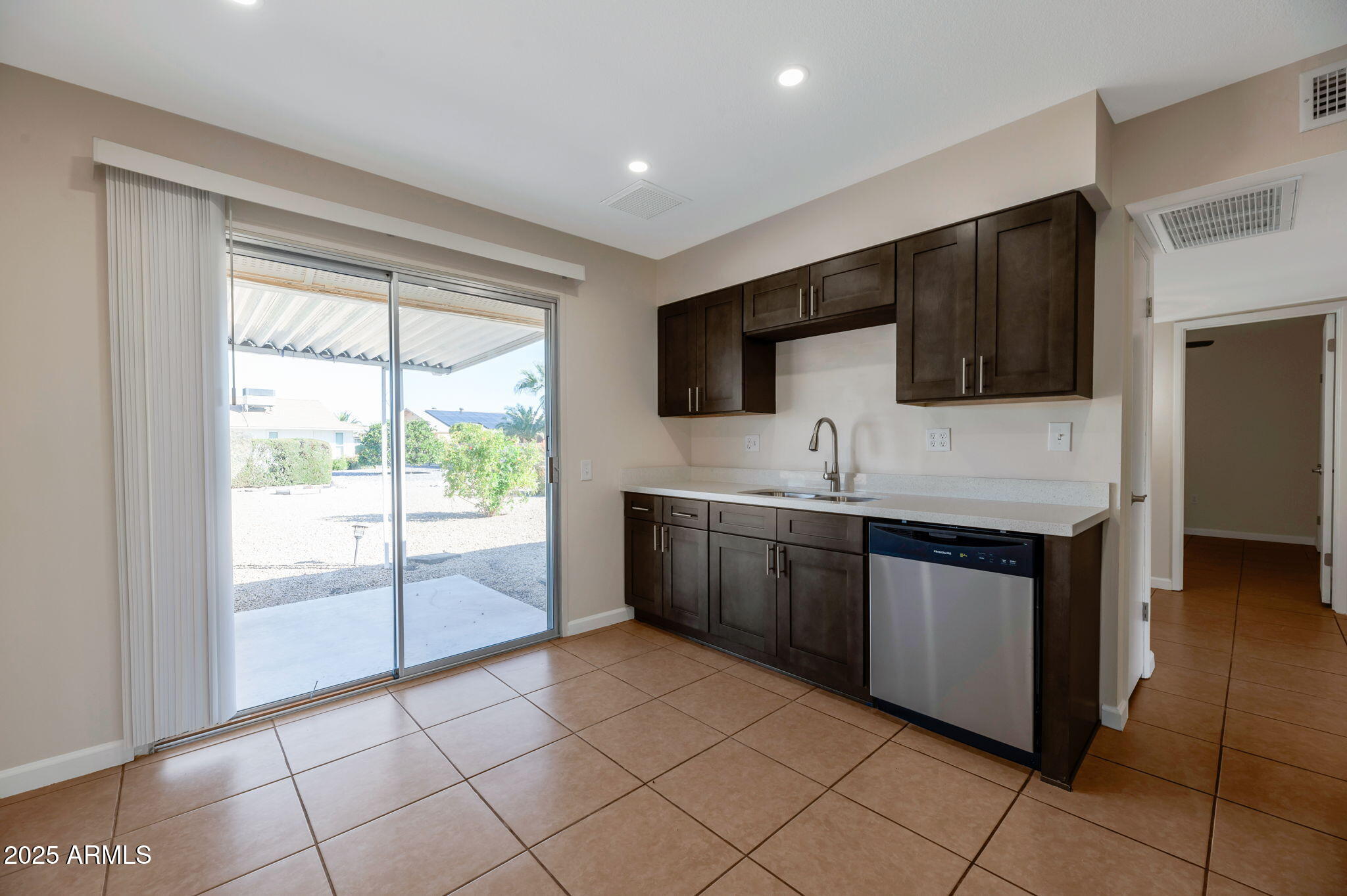 9822 W SILVERBELL Drive