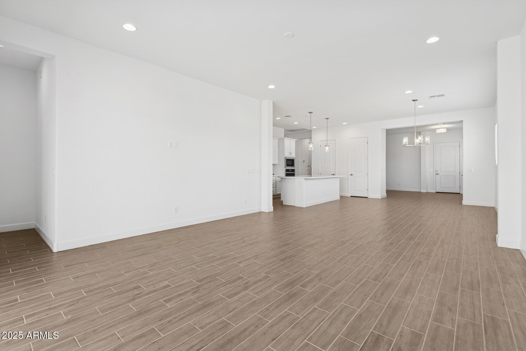 19432 W SAN JUAN Avenue