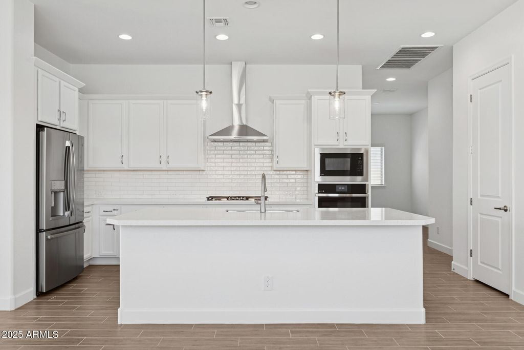 Photo of 19432 W San Juan Avenue, Litchfield Park, AZ 85340 (MLS # 6907920)