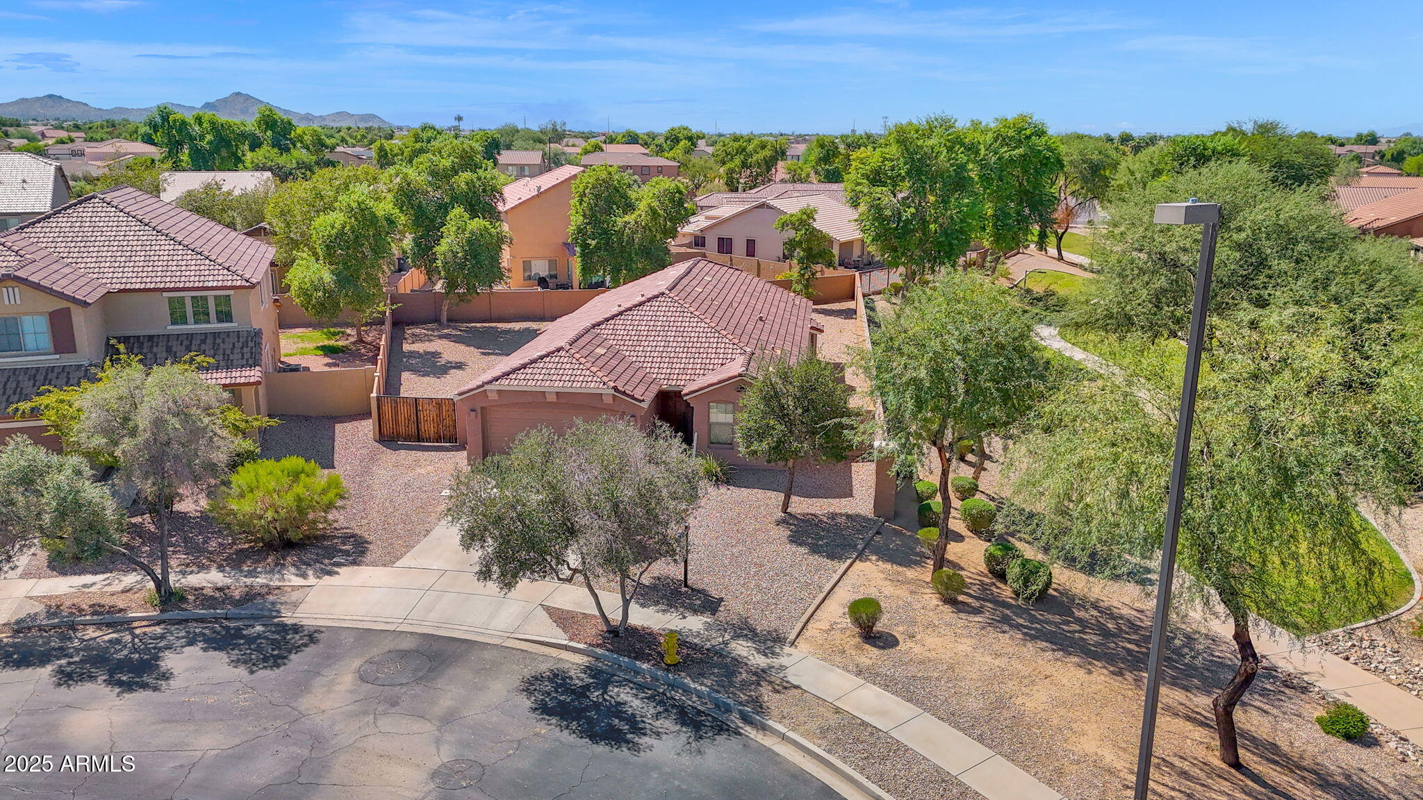 3435 E ANIKA Court