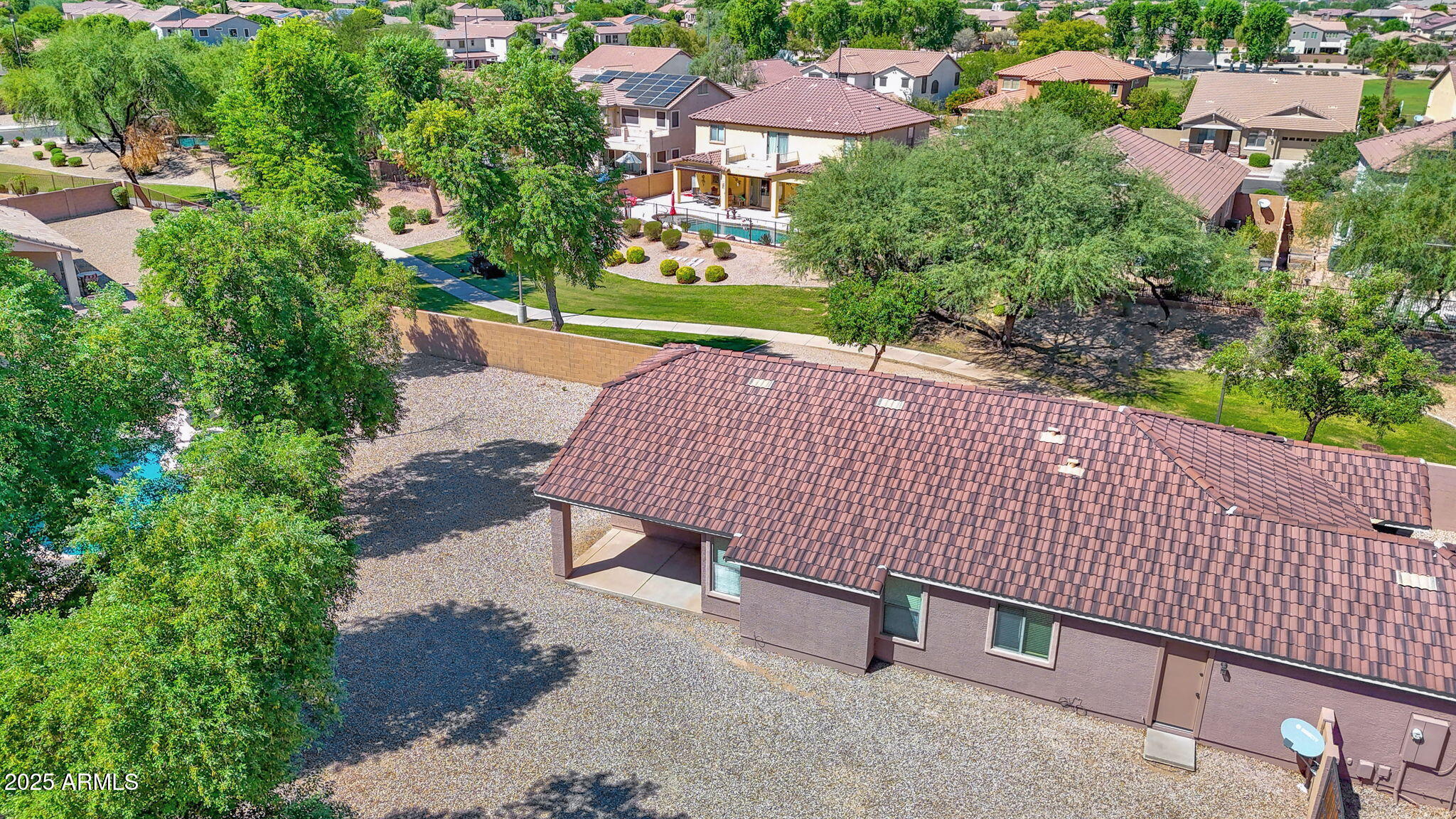 3435 E ANIKA Court