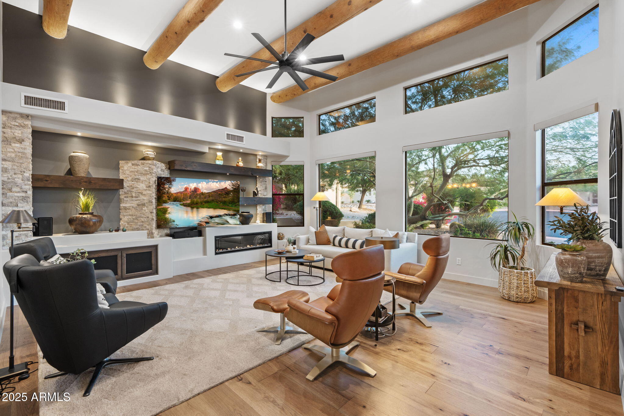 4055 N RECKER Road 99