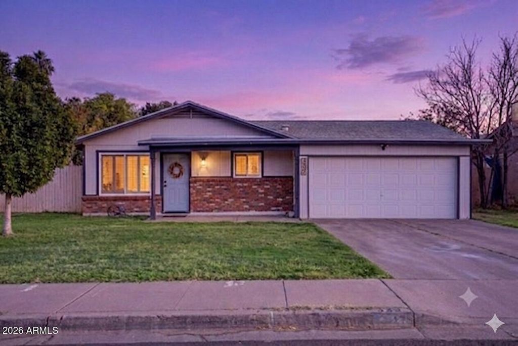 Photo of 329 E Juniper Street, Mesa, AZ 85201 (MLS # 7029262)