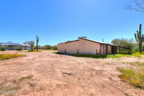 A home in Cave Creek