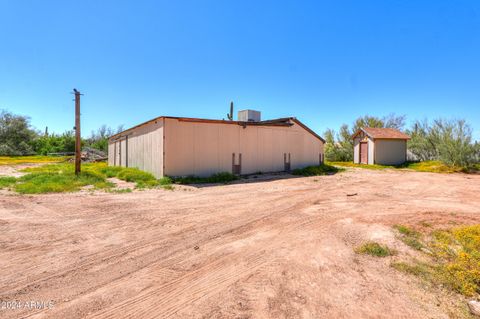 A home in Cave Creek