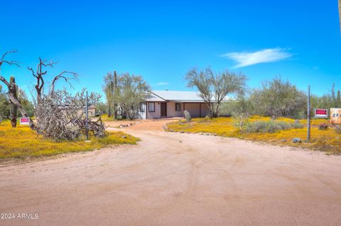 A home in Cave Creek