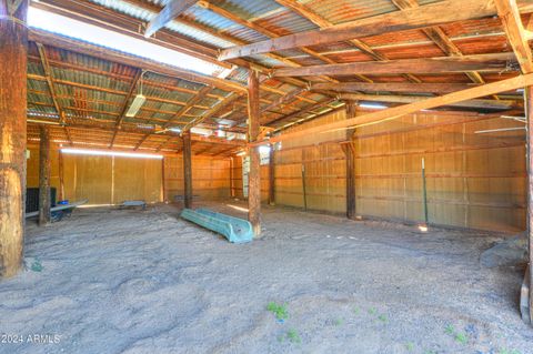 A home in Cave Creek