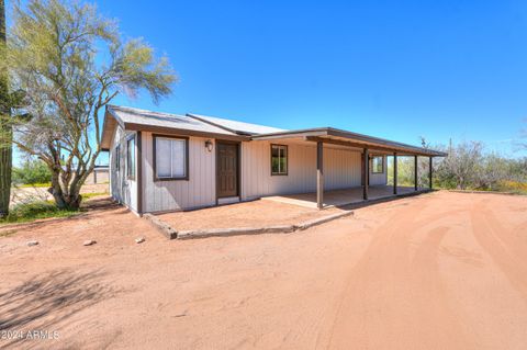 A home in Cave Creek