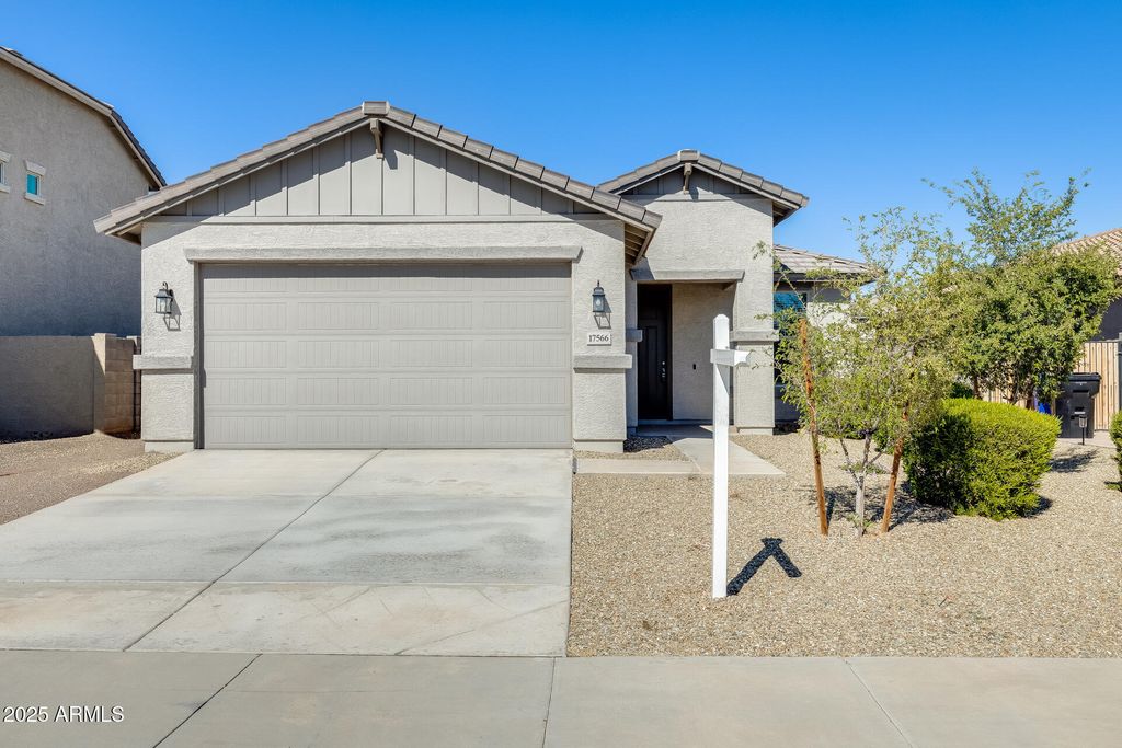 Photo of 17566 W Country Club Terrace, Surprise, AZ 85387 (MLS # 6935835)