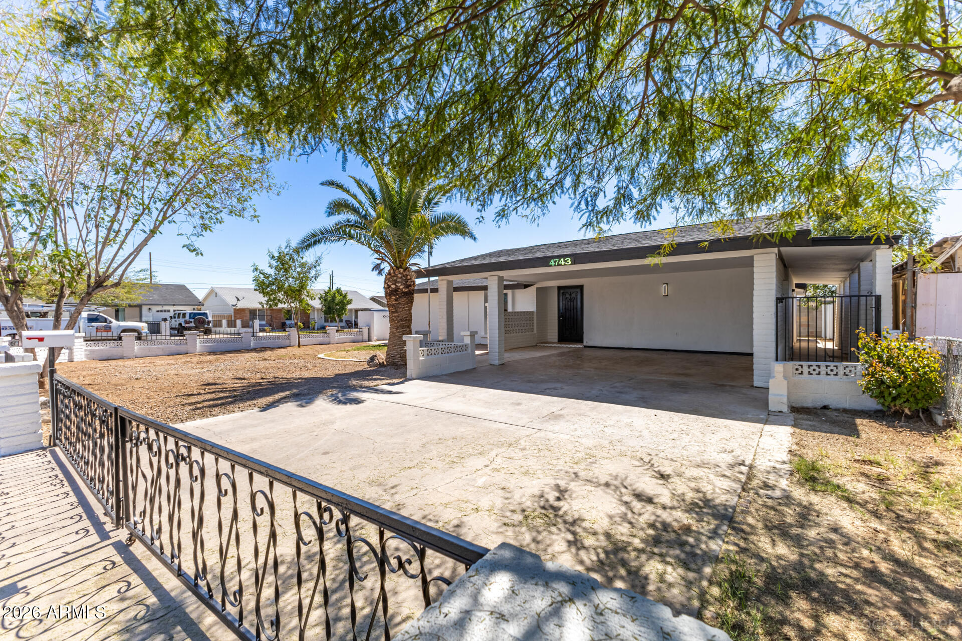 4743 W CYPRESS Street