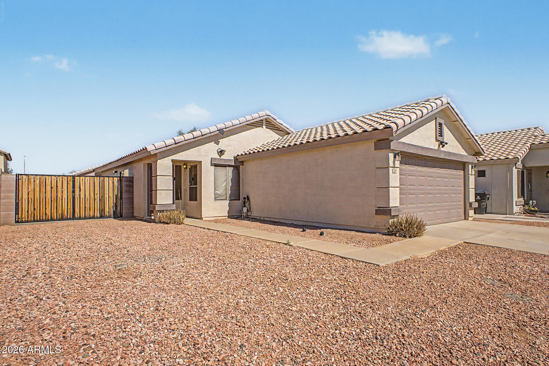 3819 N 106TH Avenue