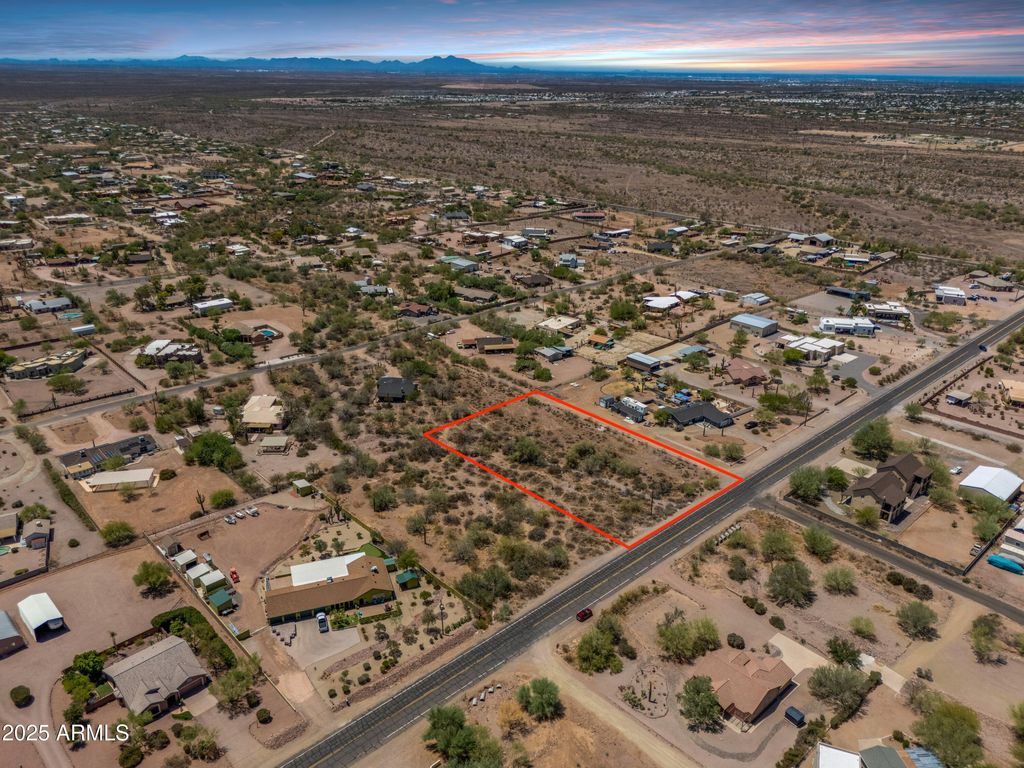 Photo of 0 E Broadway Avenue #LOT A, Apache Junction, AZ 85119 (MLS # 6912307)