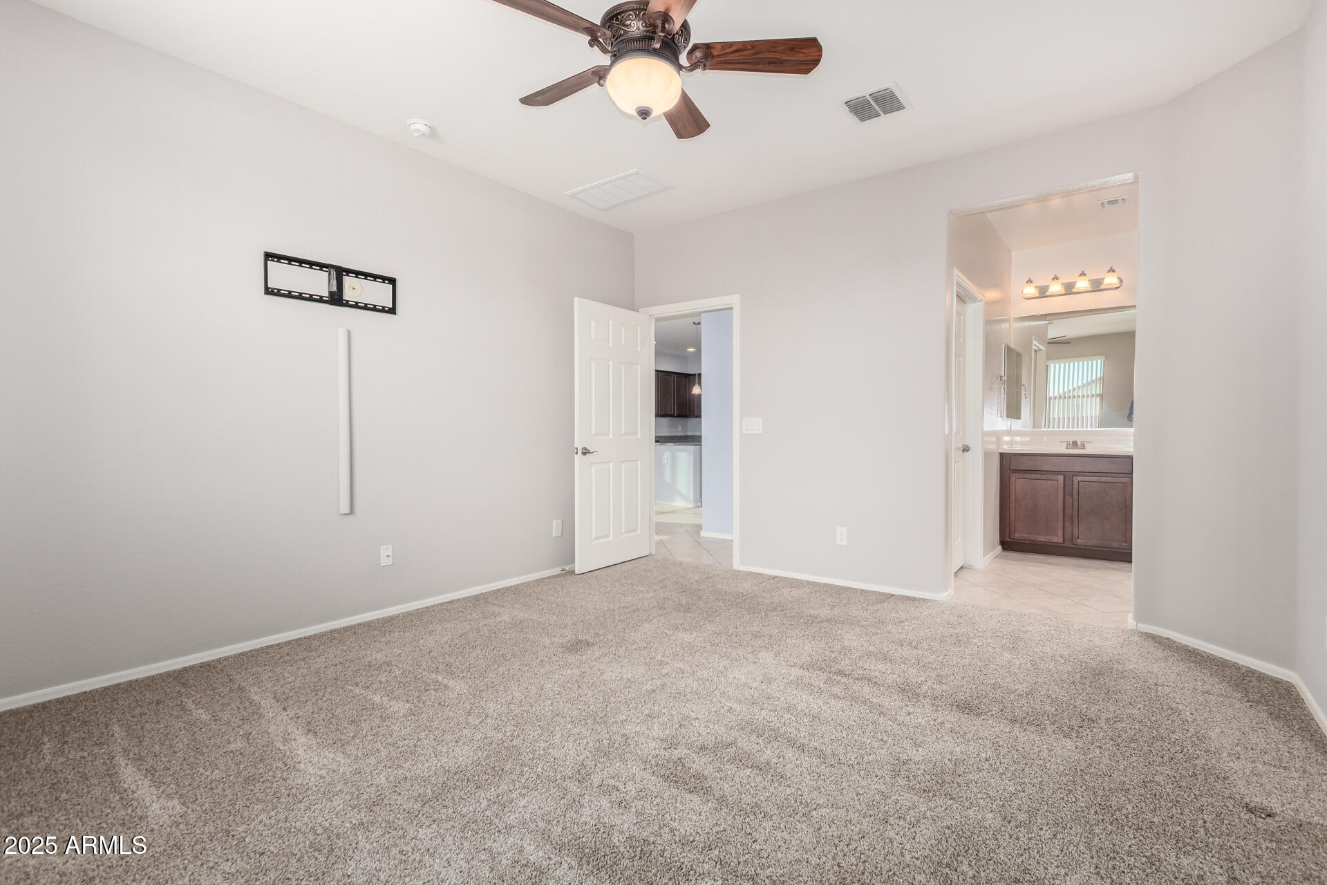 22613 W ANTELOPE Trail